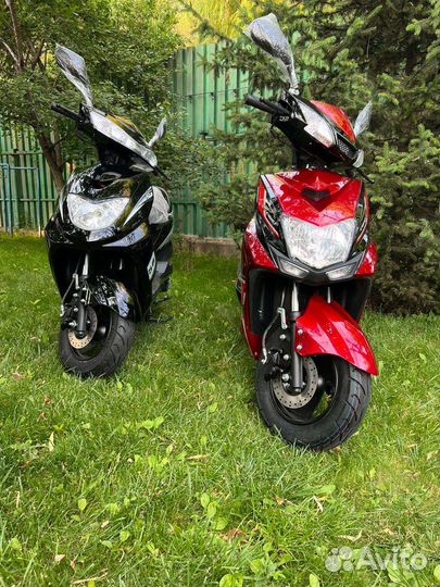 Скутер badeou 50/125