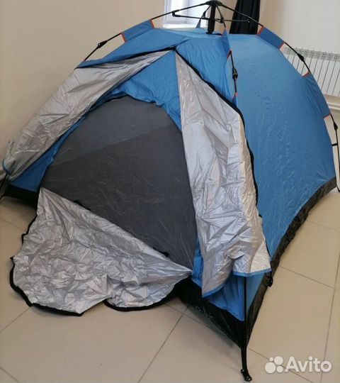 Палатка трехместная автоматическая