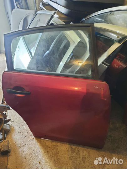 Дверь задняя правая Citroen C4 -05