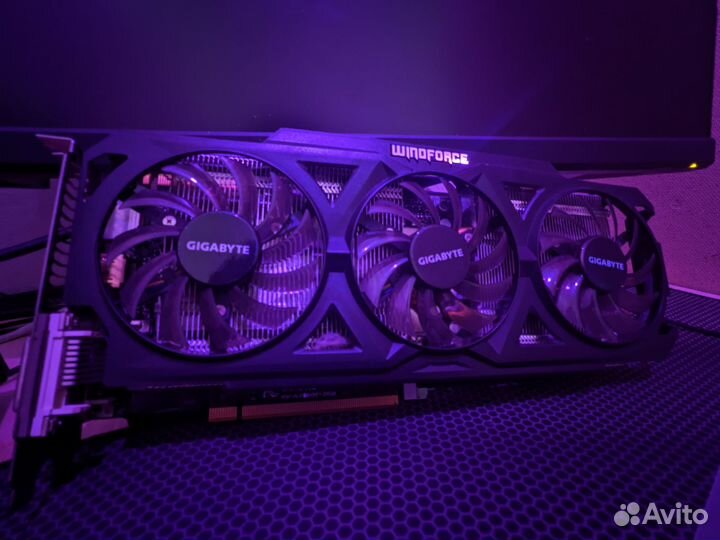 Видеокарта l Gigabyte GTX760 l 2Gb gddr5