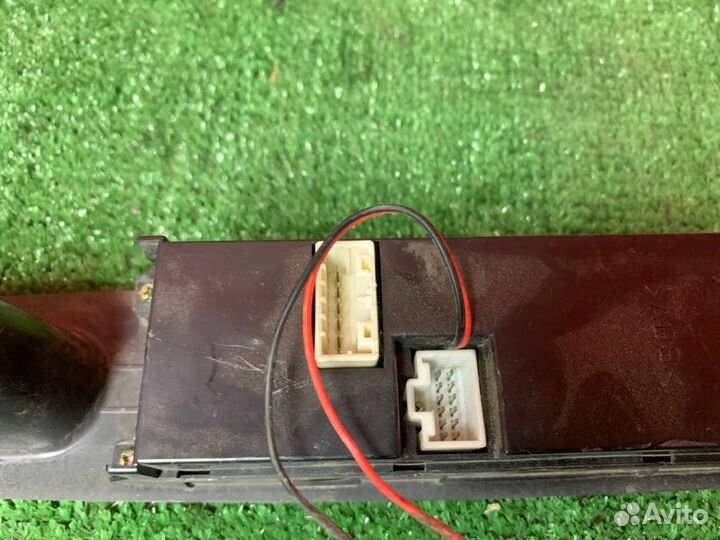 Блок управления стеклоподъемниками передний правый