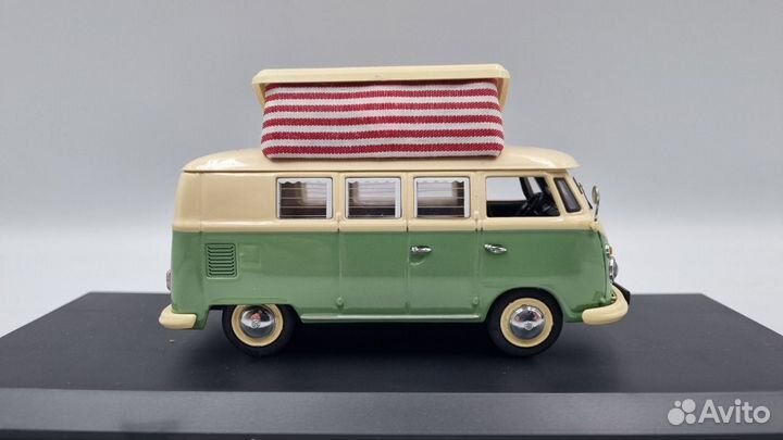 Модель Volkswagen T1 Camping Bus