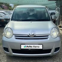 Toyota Sienta 1.5 CVT, 2012, 191 000 км, с пробегом, цена 800 000 руб.