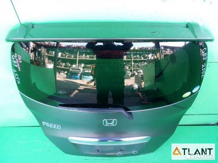 Дверь задняя honda freed