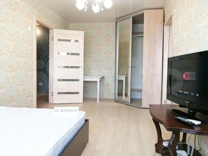 2-к. квартира, 43 м², 5/5 эт.