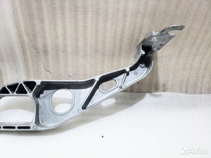 Балка передняя Audi A6 C7 4