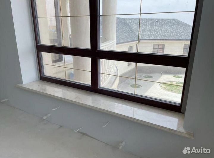 Подоконник из натурального камня