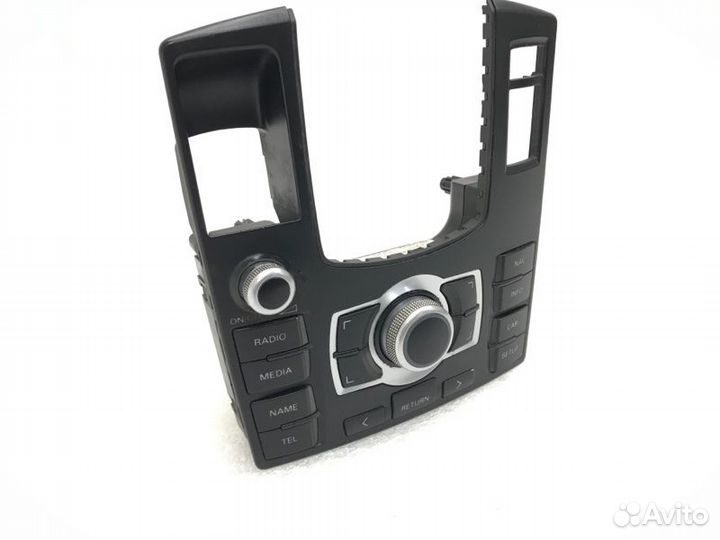 Блок управления магнитолой Audi A8 D3 BVJ 2008