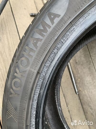 Yokohama Advan Sport V105 275/40 R19 105Y