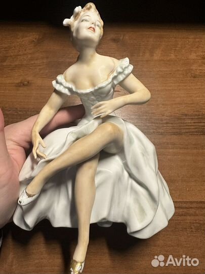 Статуэтка фарфор германия танцовщица с ньюансами