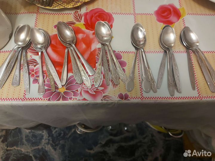 Столовые приборы