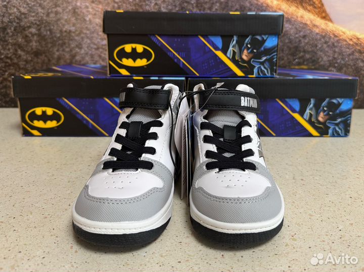 Новые кеды для мальчика Batman 26,27,28 р-р
