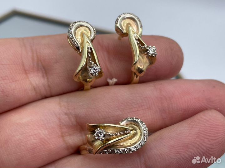 Золотые серьги с бриллиантами 6.35 гр