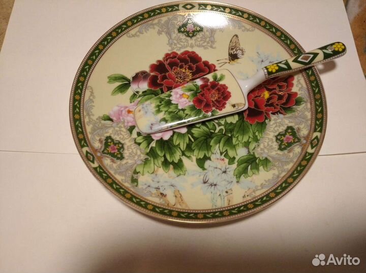 Тарелка для торта с лопаткой