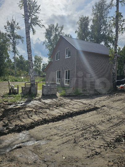 Дом 156 м² на участке 6 сот.