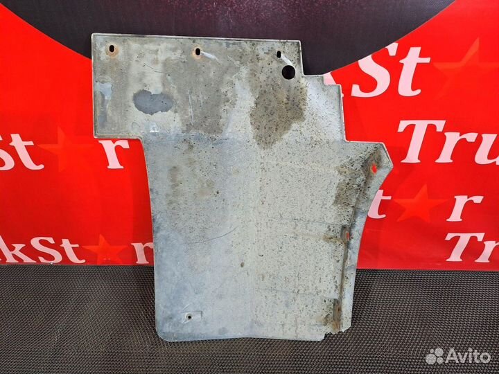 Подкрылок передний правый Daf XF105, Daf XF95