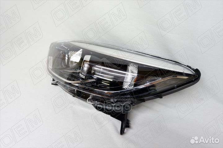 Фара левая Renault Kaptur (2016-нв) галоген, св
