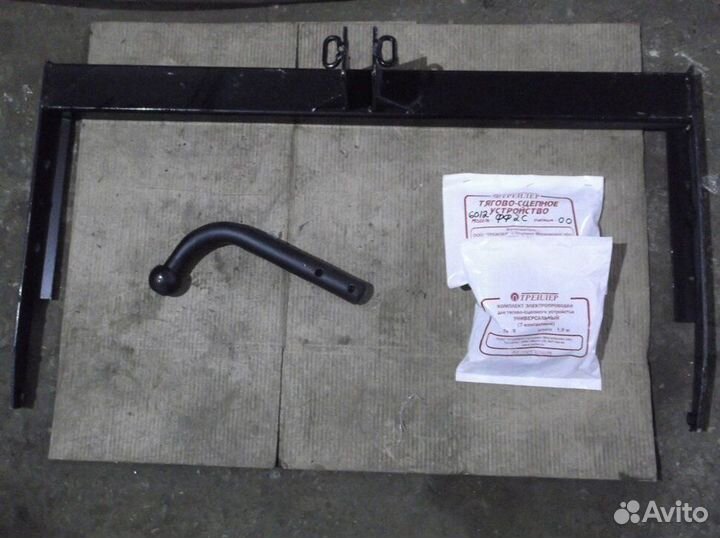 Фаркоп Трейлер 6012 Ford Focus 2 седан 2005-2011