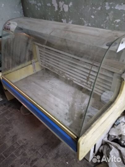 Холодильная витрина бу