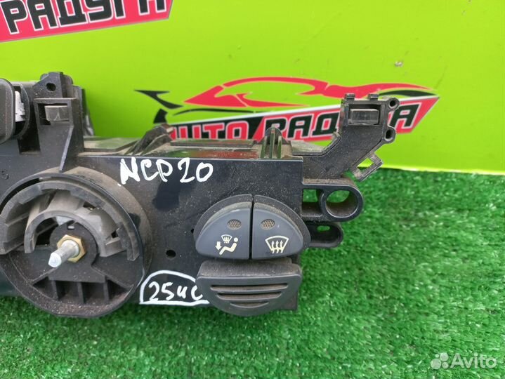 Блок управления климат-контролем toyota NCP20,NCP2