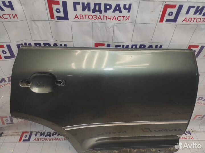 Дверь задняя правая Volkswagen Touareg (GP) 7L0833