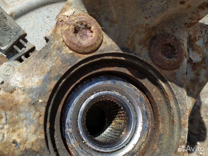 Поворотные кулаки skoda superb 2008 года