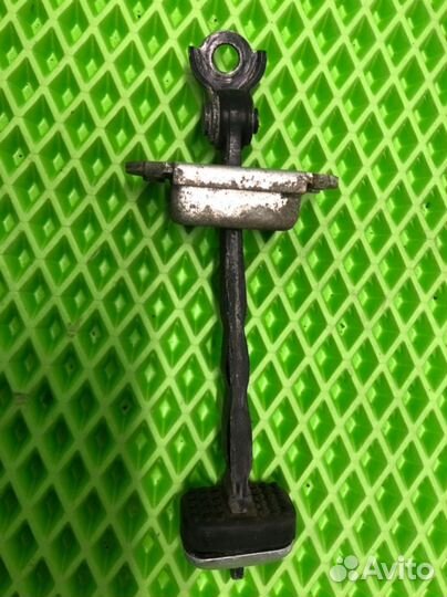 Ограничитель двери задний левый Acura Mdx YD2