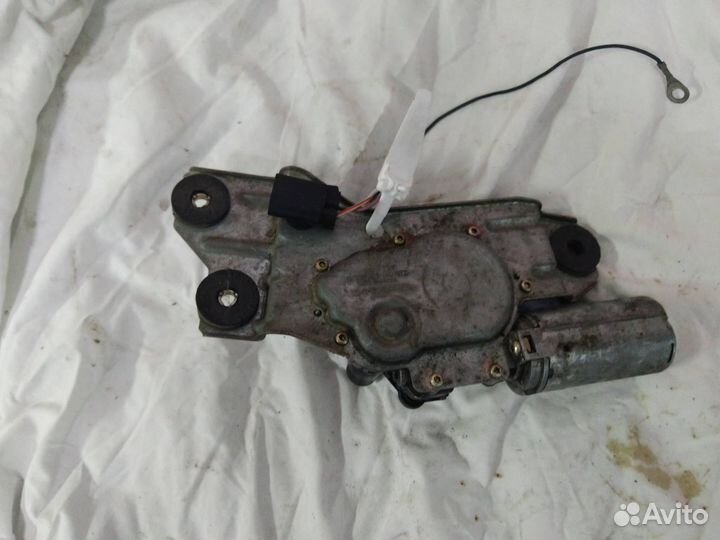 Моторчик стеклоочистителя задний Ford Focus 1