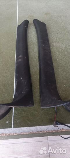 Обшивка салонных стоек Шевроле Нива