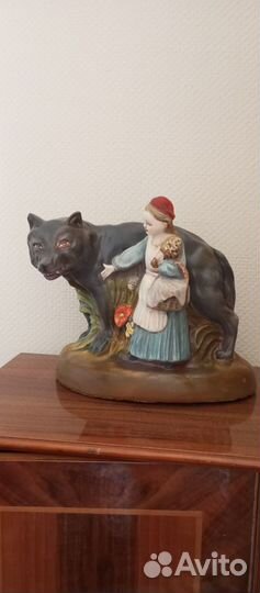 Гипс. Красная шапочка и серый волк. Кунгур