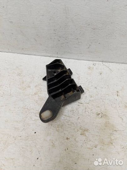 Направляющая бампера заднего