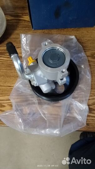 Насос гура Шевроле Лачетти 1.8