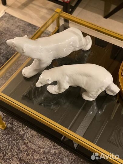 Большие керамические белые медведи