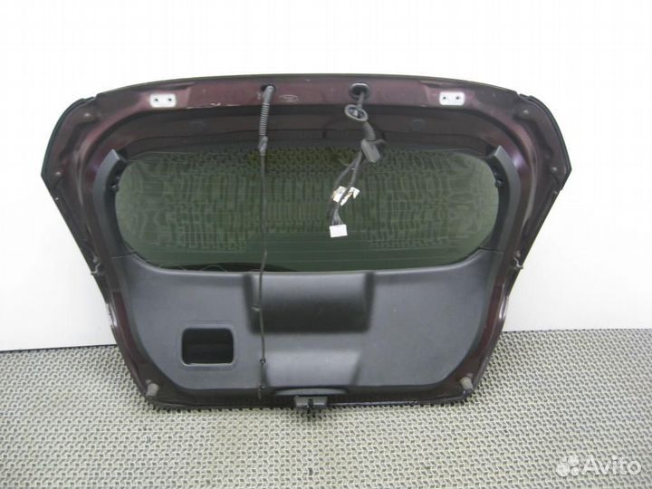 Крышка (дверь) багажника Ford Fiesta 6 2009