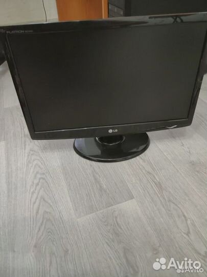 Монитор 21.5 LG Flatron W2243S-PF