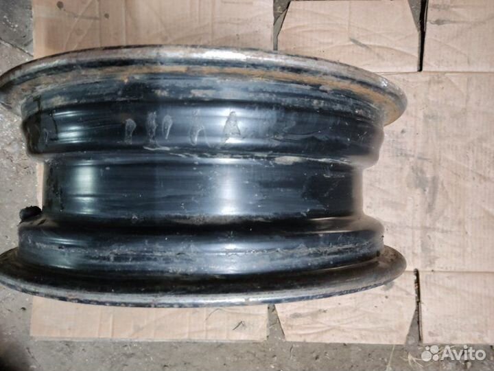 Диск штампованный R14 Volkswagen Polo 5