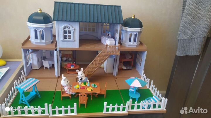 Домик с мебелью и животными Happy Family