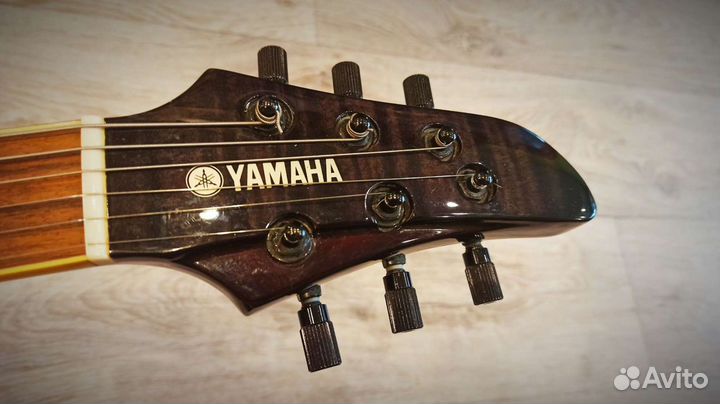 Электрогитара yamaha RGX520FZ