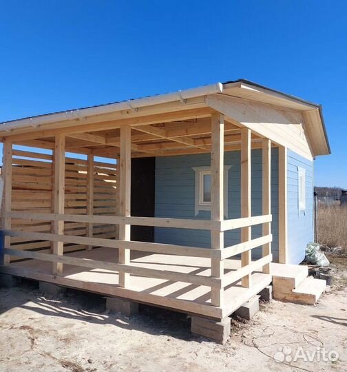 Бригада строителей