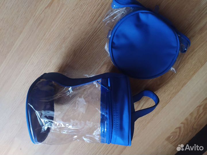 Косметичка -сумочка.Франция (не Китай).Новая