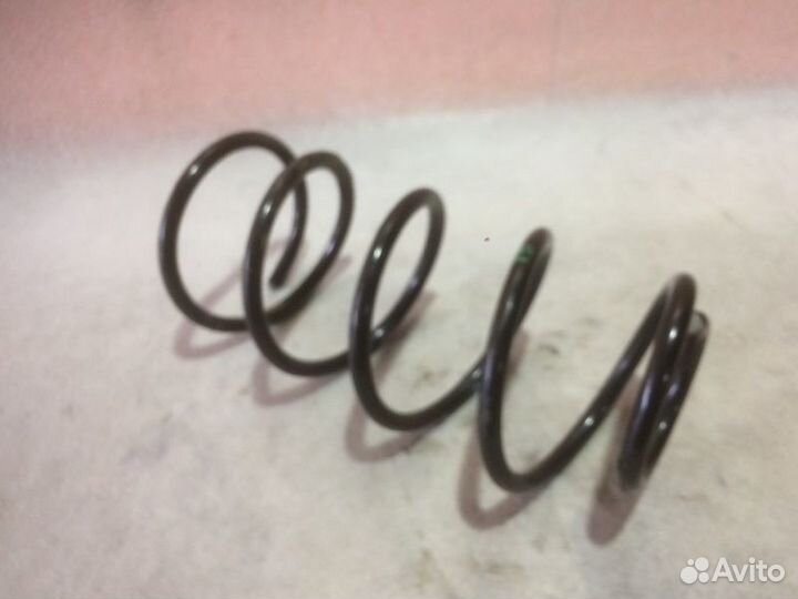 Пружина передняя Mazda 3 BL 1.6 2011