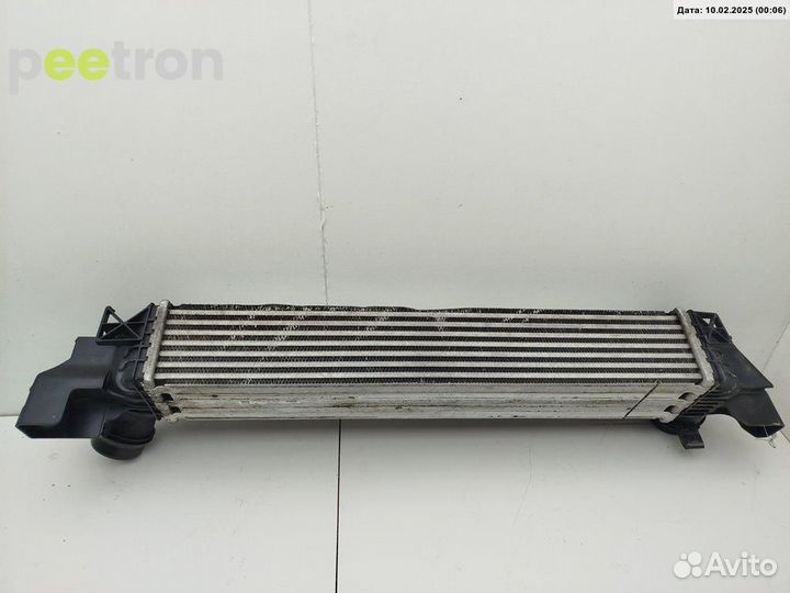 Б/У Б/У Радиатор интеркулера дефект крепления