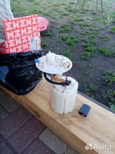 Бензонасос