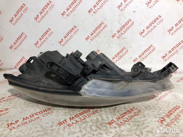 Фара ксеноновая передняя правая Nissan Murano Z51