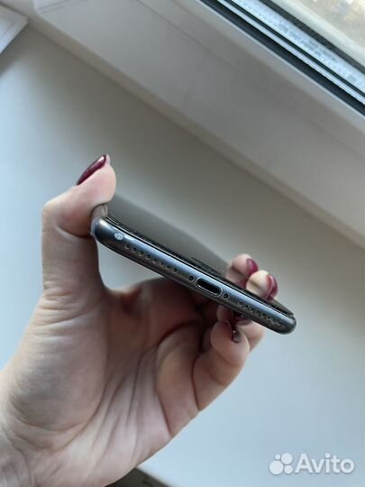 iPhone 8 Plus, 64 ГБ