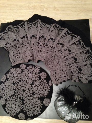 Берет и манишка