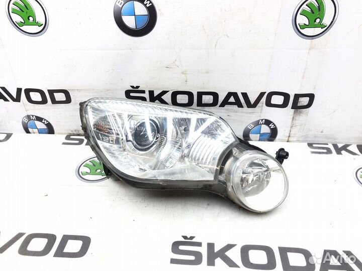 Фара правая Skoda Yeti