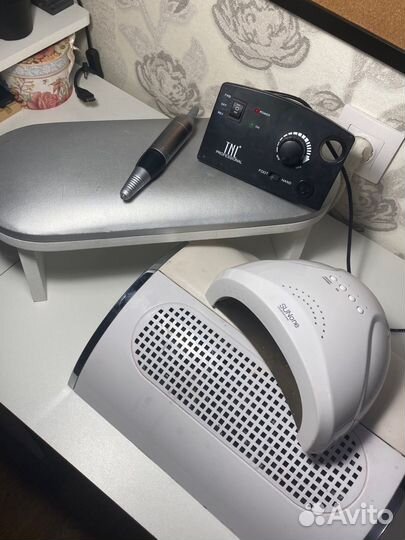 Продам оборудоввние для маникюра и педикюра