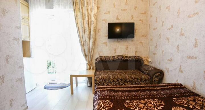 Комната 15 м² в 6-к., 2/2 эт.