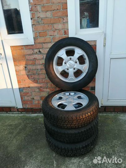 Pirelli Scorpion 185/75 R16 93T